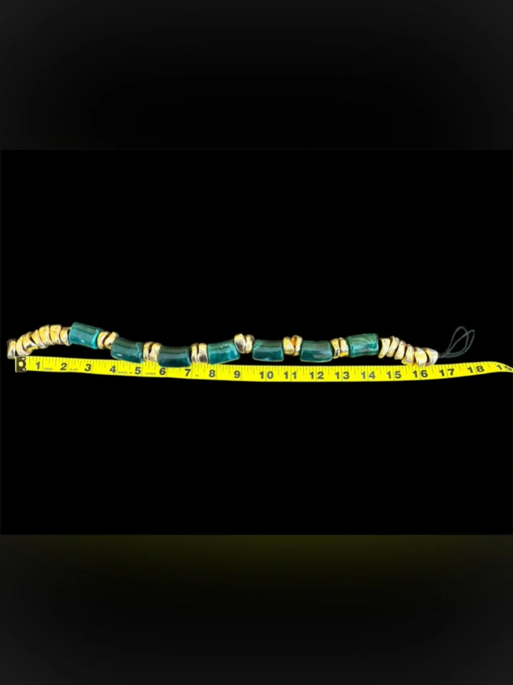 New Gold & Emerald Chunky Beaded Statement Necklace - Women Jewelry - Picture 8 of 9